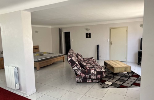 Riou - Petit Juas - Av de Grasse Apartamento | 1 Bedroom Apartment in Le Cannet