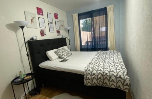 Rosengard Apartamento | 1-Bedroom Apartment In Malmö with FREE Parking