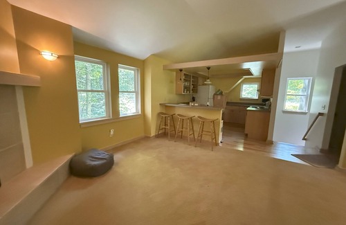 Leland Casa | 1-bedroom apartment south of Leland