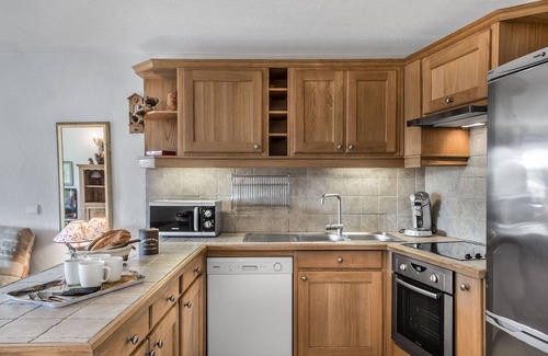 Le Planellet Apartamento | Apartamento de 1 dormitorio con parking y ascensor cerca de las pistas en Megève