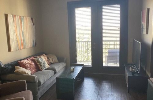Dawson Apartamento | 1-Bedroom Apartment with Excellent Location and Downtown Views