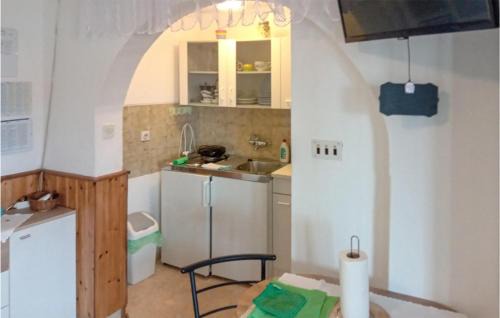 Martinscica Apartamento | 1 Bedroom Awesome Apartment In Martinscica
