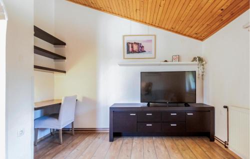 Marcana Apartamento | 1 Bedroom Awesome Apartment In Marcana