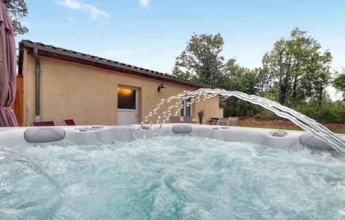Saint-Martial-de-Nabirat Casa | 1 Bedroom Awesome Home In Saint-Martial-De-Nabir