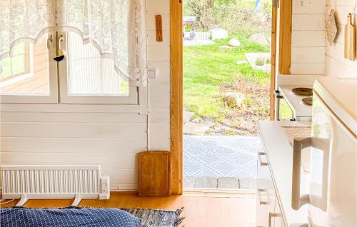 Frillesas Casa | 1 Bedroom Awesome Home In Frillesås