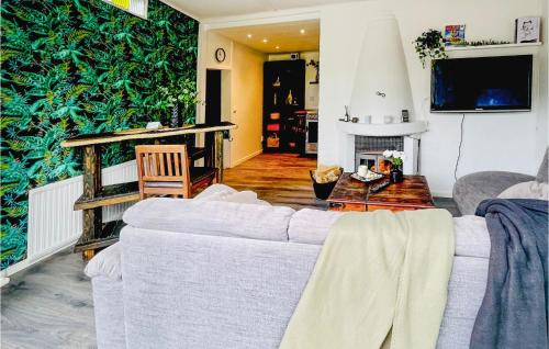 Ronneby Casa | 1 Bedroom Awesome Home In Ronneby