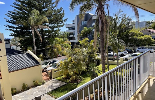 North Wollongong Apartamento | 1 Bedroom Beach Apartment Queen Bed