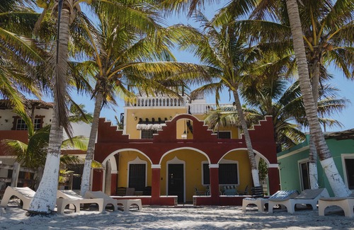 El Cuyo Apartamento | Ático de 1 dormitorio frente al mar para 4 personas, Wi-Fi, terraza frente al mar, balcón,