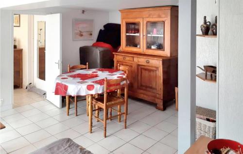 Vallans Casa | 1 Bedroom Cozy Home In Granzay-Gript