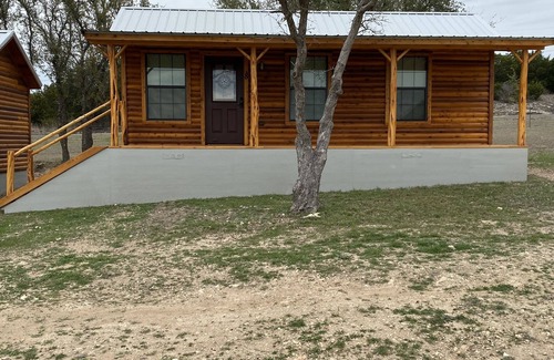 Hamilton Casa | 1 Bedroom Cabin w/Two Recliners Cabin 7