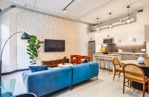 Historic Core Apartamento | Stunning 1 BDR 1 BTH, Pool, Jacuzzi