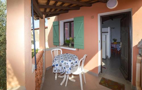 Querciolo Apartamento | 1 Bedroom Cozy Apartment In Querciolo
