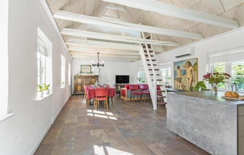 Svendborg Apartamento | 1 Bedroom Cozy Apartment In Svendborg