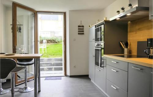 Pirou Apartamento | 1 Bedroom Cozy Apartment In Pirou