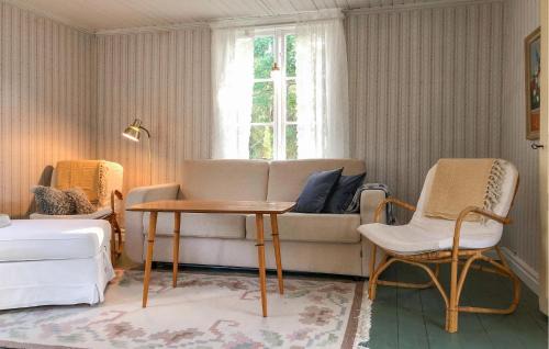 Vikbolandet Casa | 1 Bedroom Cozy Home In Vikbolandet