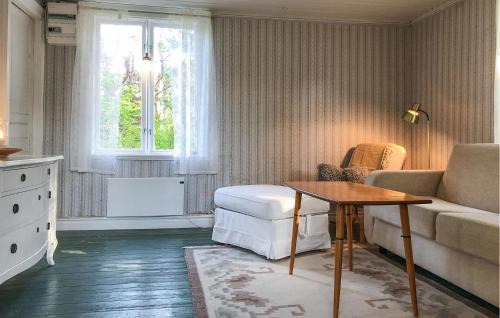 Vikbolandet Casa | 1 Bedroom Cozy Home In Vikbolandet