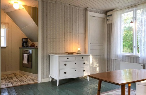 Vikbolandet Casa | Acogedora casa de 1 dormitorio en.