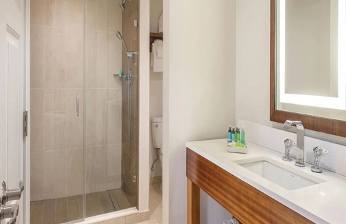Frydendal Complejo | 1 Bedroom Deluxe, at Margaritaville, Saint Thomas!!!