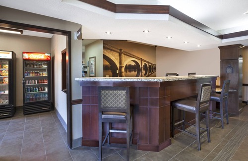 Columbia Condominio | 1 Bedroom | Fitness Center + Free Daily Breakfast