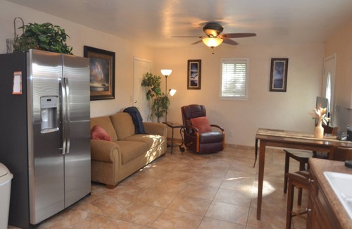 Pusch Ridge Estates Casa | 1 bedroom guest home in Oro Valley! Mountain views, hot tub. Private entry!