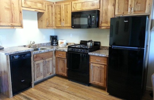 Tahoe Vista Complejo | 1-bedroom guestroom in Tahoe Vista, 22 minutes to Northstar California Resort