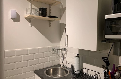 London Borough of Bromley Casa | 1 Bedroom home with hot tub & private garden