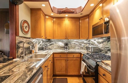 Dollar Point Condominio | 1 Bedroom Lakefront at Chinquapin | Unit 147
