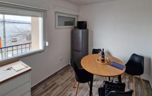 Karlobag Apartamento | 1 Bedroom Lovely Apartment In Karlobag