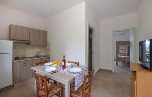 Santa Maria Apartamento | 1 Bedroom Lovely Apartment In Ricadi