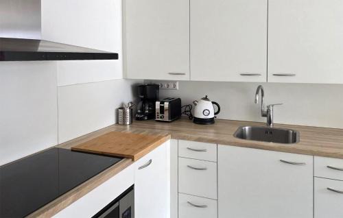 Heiloo Casa | 1 Bedroom Lovely Home In Heiloo