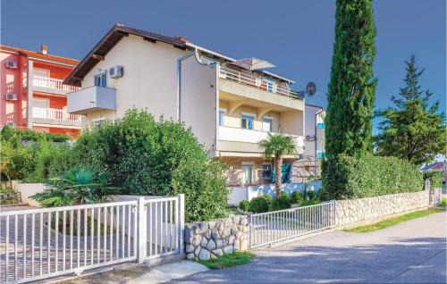 Dramalj Apartamento | 1 Bedroom Nice Apartment In Dramalj