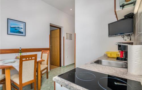 Brzac Apartamento | 1 Bedroom Nice Apartment In Brzac
