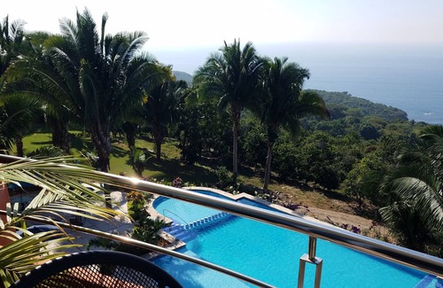 Tepic Condominio | 1 dormitorio condominio con vista al mar 207 en Vista Encantada