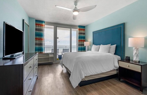 Daytona Beach Shores Complejo | 1 Bedroom Oceanfront Condo at Daytona Beach Seabreeze!!