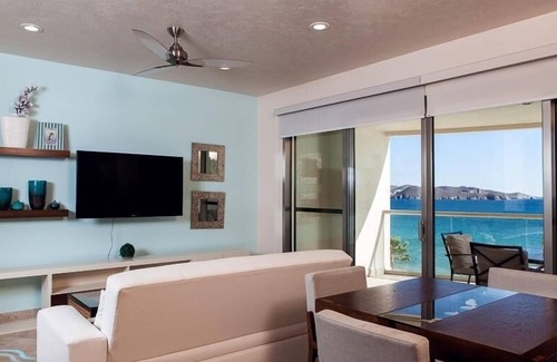 San Carlos Condominio | 1 Bedroom Playa Blanca 506 Condo by RedAwning