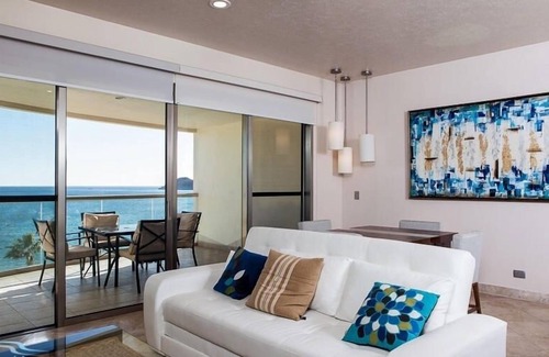 San Carlos Condominio | 1 Bedroom Playa Blanca 506 Condo by RedAwning