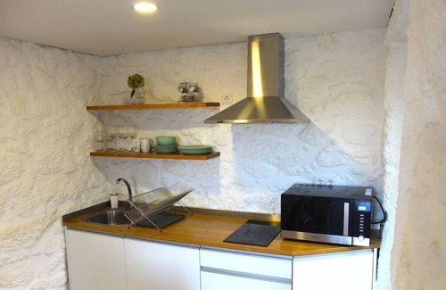 Ponte da Barca Casa | 1 bedroom private vacation home in vila nova de muãa