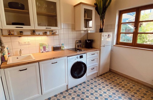 Rheindahlen-Land Casa | 1 bedroom private vacation home in münchengladbach