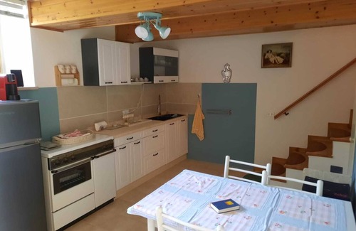 Colombara Casa | 1 Bedroom Private vacation home in Frontone