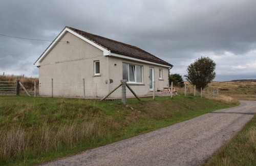 Farr Casa | 1 bedroom property near Bettyhill - NC500 + WiFi