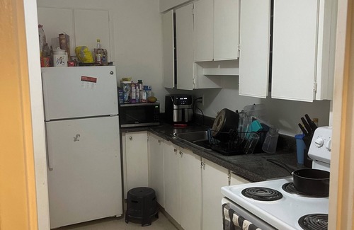 The Peanut Casa | 1 bedroom shared kitchen and bathroom