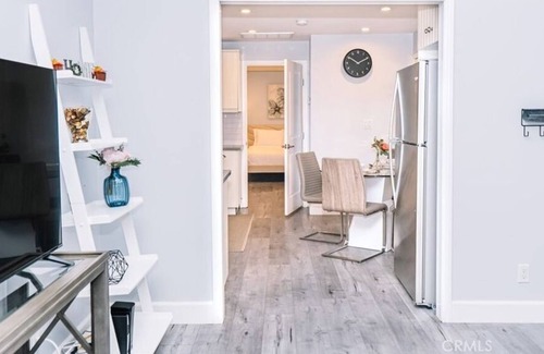 Grandview Apartamento | 1 Bedroom Single family L-593838 by Houzlet