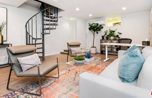 Tri-West Apartamento | Beautiful 1 Br. Single family L-(582055) by Houzlet