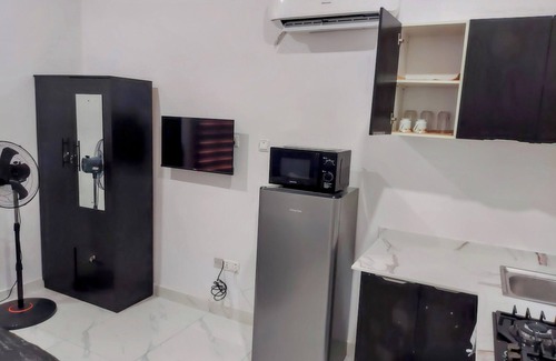 Ofin Apartamento | 1 Bedroom Studio Apartment, in the Heart of Lekki with 24/7 Electricity Supply