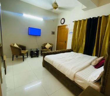 Islamabad Apartamento | 1 Bedroom Studio Apartment With Separate Kitchen Islamabad-HS Apartments