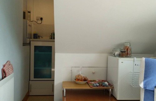 Littlehampton Apartamento | 1 Bedroom Studio Flat, close to beach, own entrance and parking.