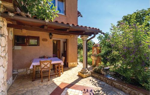 Ika Apartamento | 1 Bedroom Stunning Apartment In Lovran