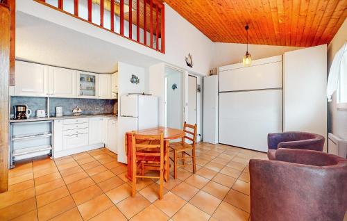 Vaux-sur-Mer Casa | 1 Bedroom Stunning Home In Vaux-Sur-Mer