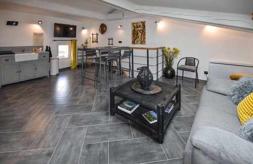 Aigueze Casa | Impresionante casa de 1 dormitorio en.
