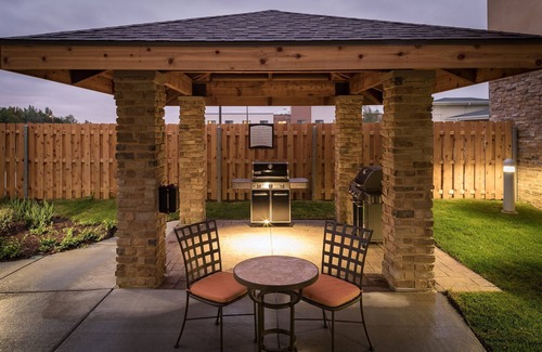 West Omaha Condominio | 1 Bedroom Suite | King Suite. Free Breakfast